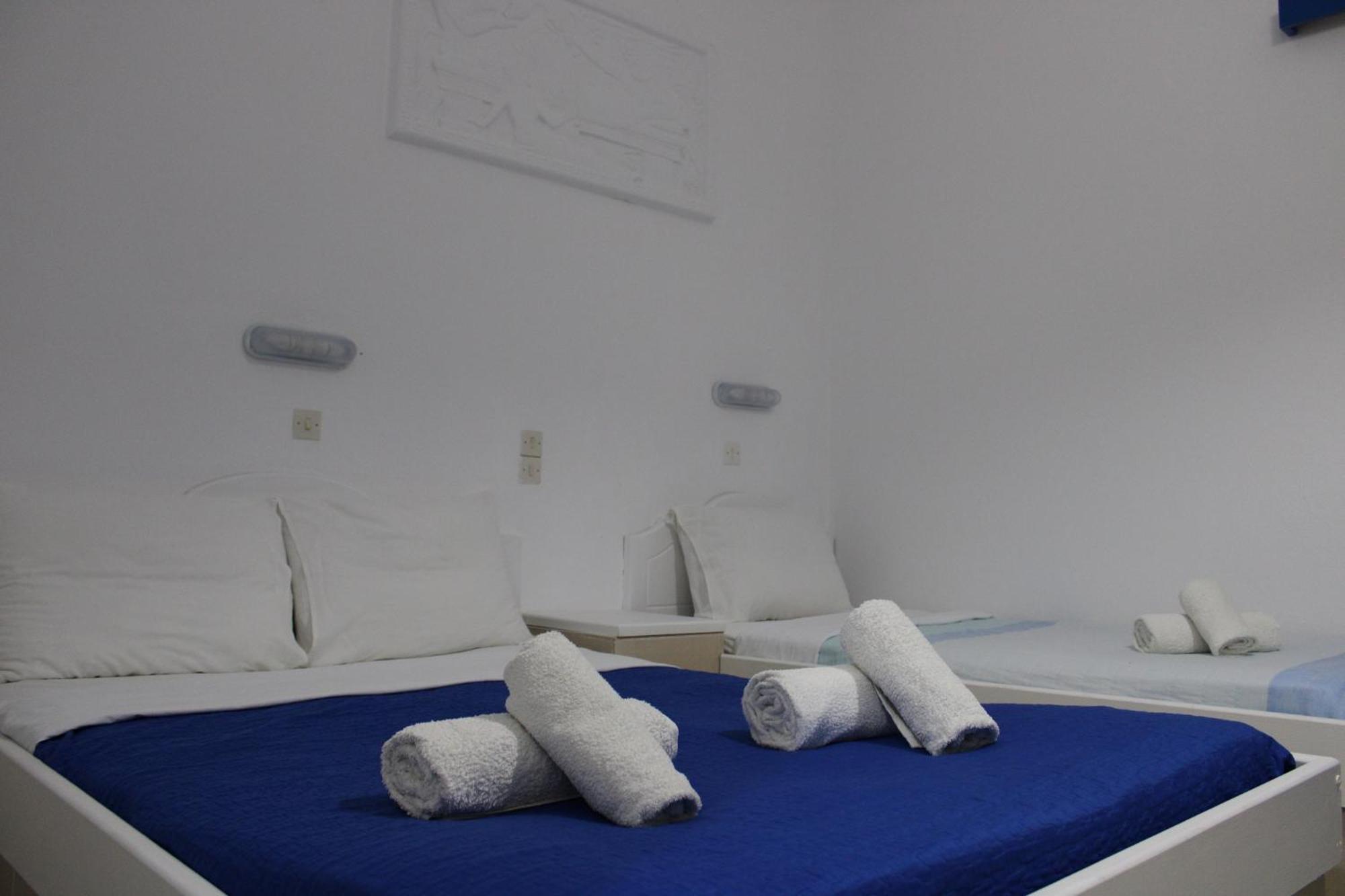 The Three Anchors Rooms Emporio  外观 照片